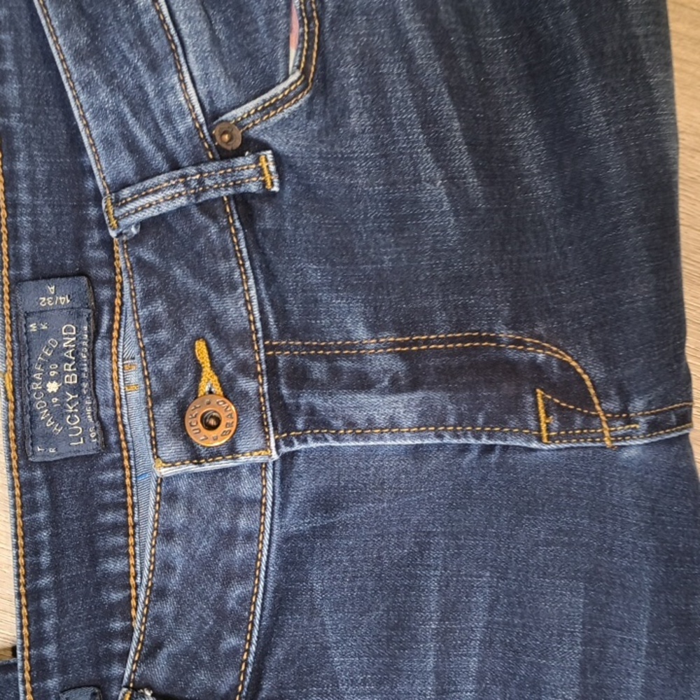 sac907 🍀Lucky Brand Low Rise Lolita Skinny Size 14 w/ 27" Inseam - Picture 3 of 9